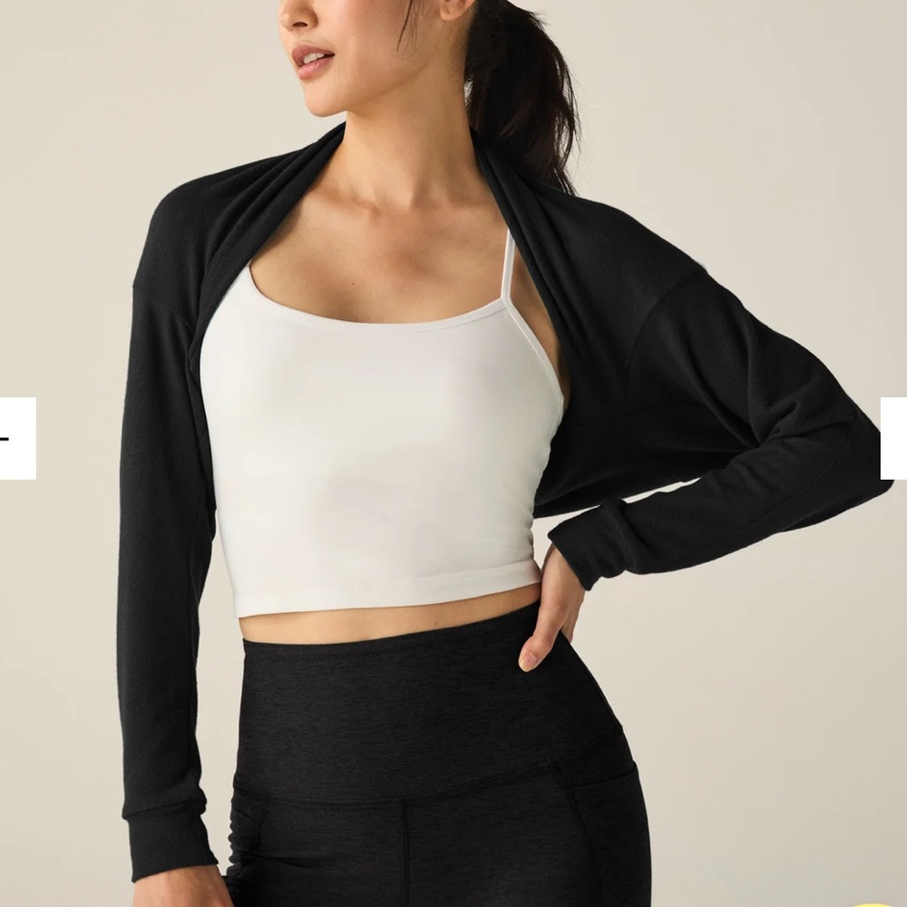Beyond Yoga Black 2-way Convertible Shrug Crop Top